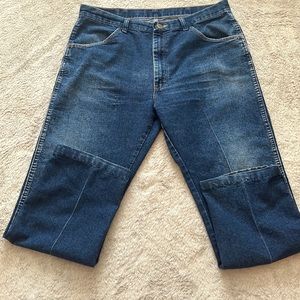 Wrangler Mens Jeans, Straight leg, Size 36x30, Excellent Condition!!